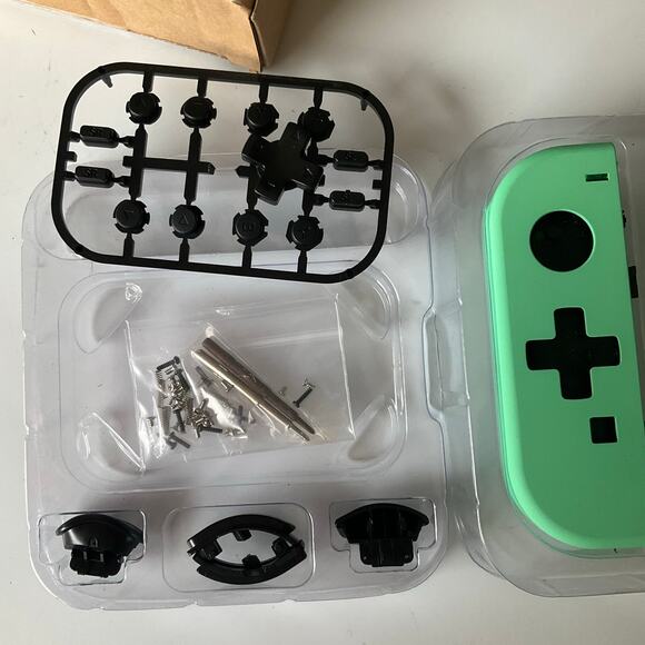 eXtremeRate Mint Green DIY Housing w Full Buttons for Joycon Handheld Controller - Picture 7 of 7
